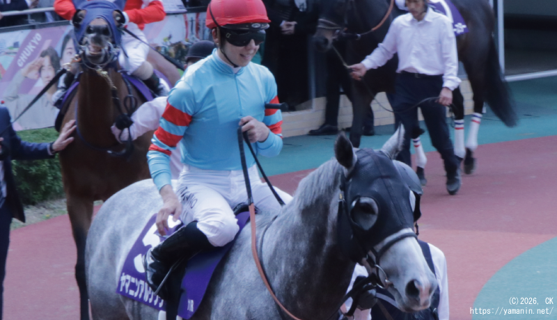 高松宮記念・パドックのヤマニンアルリフラ